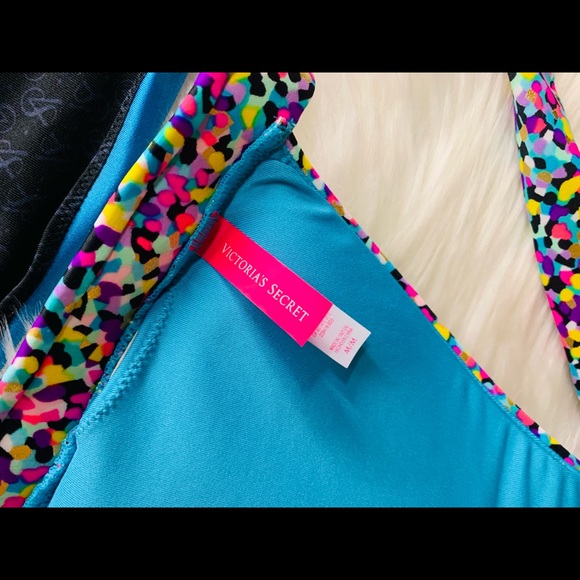 VS Bikini Set #1616 - Picture 5 of 8